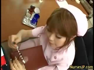 Sporco asiatico infermiera strada ragazza