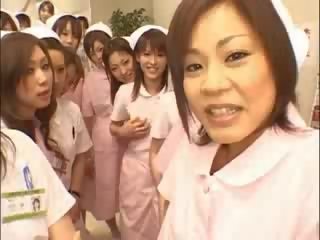Aziatisch verpleegkundigen geniet seks film vid op top