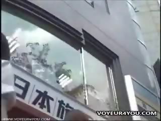 ญี่ปุ่น คนรัก มองใต้กระโปรง กางเกงใน ลอบ videoed
