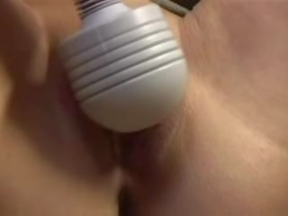 Japanska tonårs finger och anala leksaker