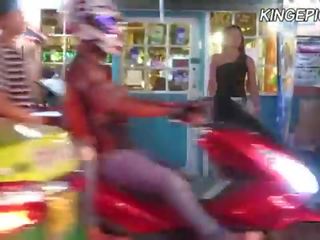 Giapponese rosso luce quartiere vs&period; thailandia adulti video tourism